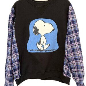 STROLLING SNOOPY - Upcycled Champion Sweatshirt